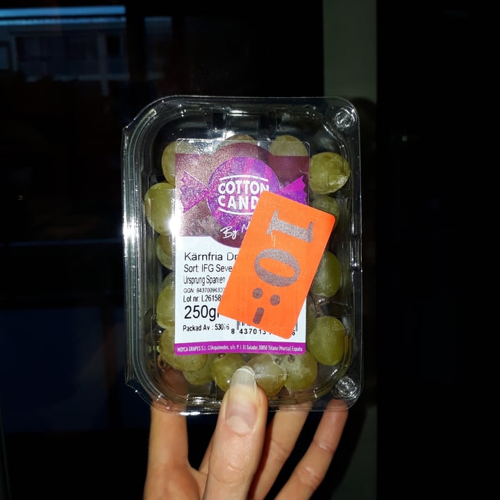 photo of Moyca Cotton candy grapes shared by @adropoceanic on  09 Oct 2025 - review