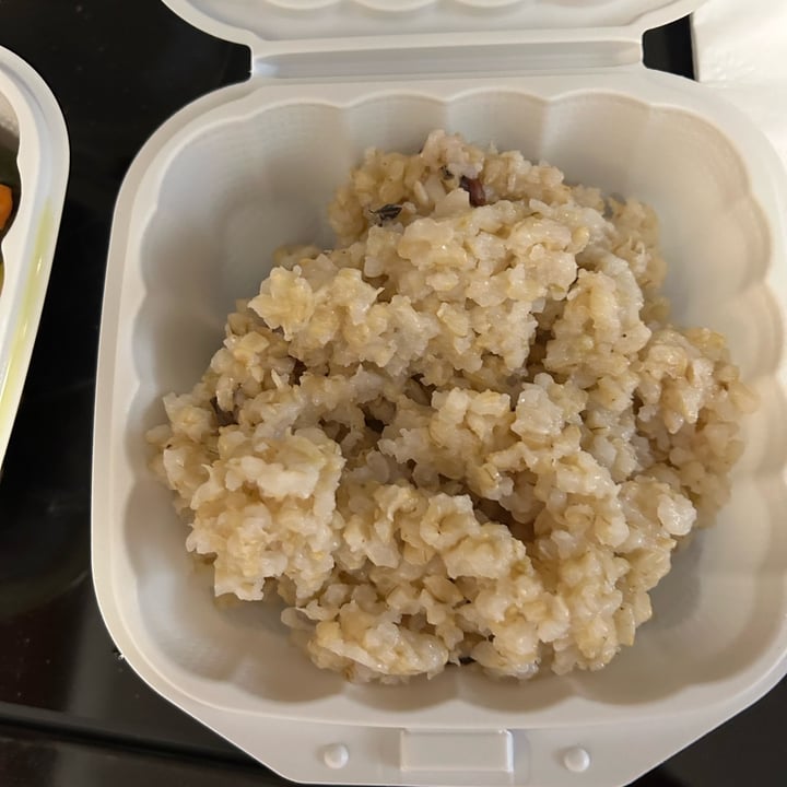 photo of Shangri-La Vegan Brown Rice shared by @schandra on  04 Jan 2024 - review