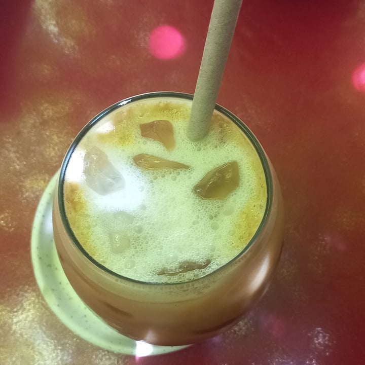 photo of OG Café Ice Vanilla Latte con Leche de Almendras shared by @vforvegan on  23 Dec 2023 - review