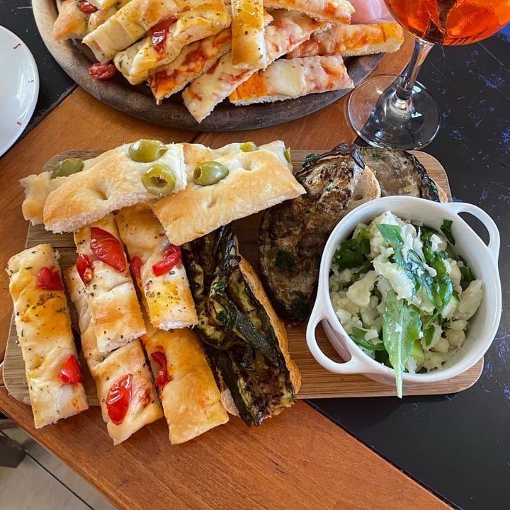 photo of Bottega 920 Aperitivo shared by @inesbensadok on  06 Aug 2024 - review