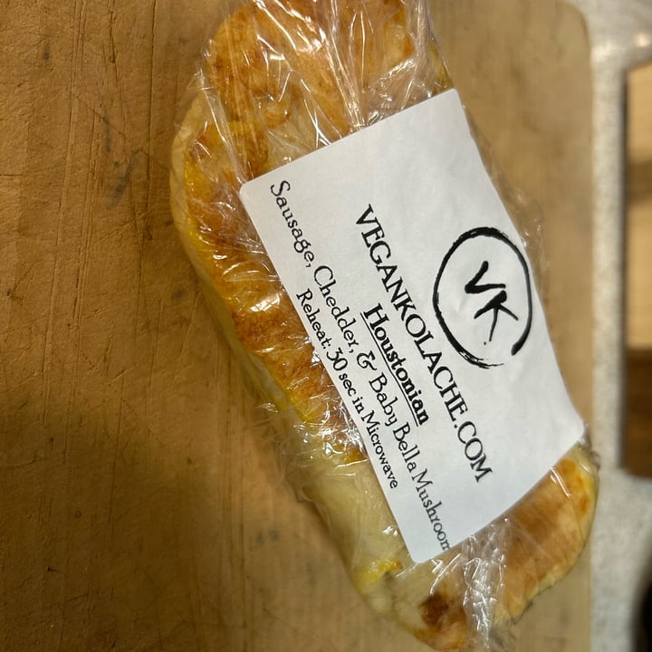 photo of Vegankolaches Houstonian kolache shared by @alexisdani11 on  10 Dec 2023 - review