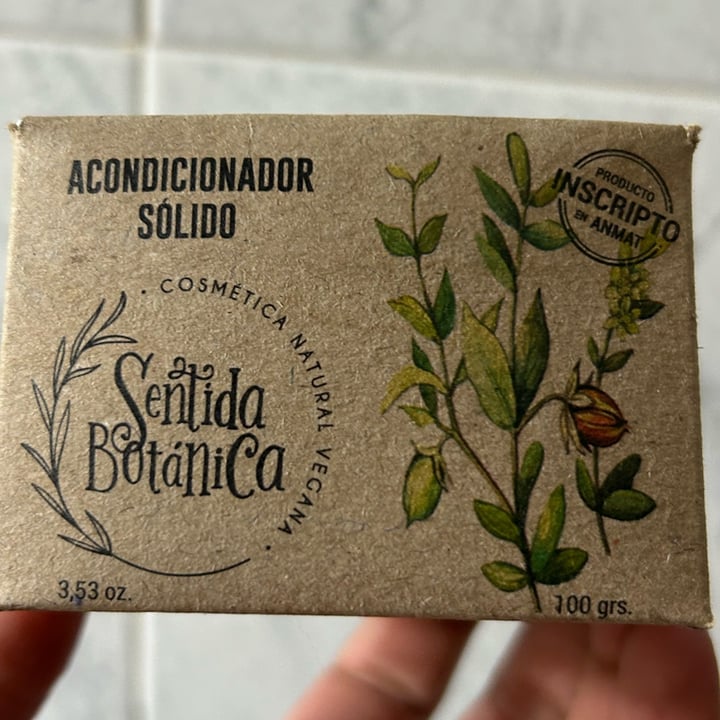 photo of Sentida Botánica Acondicionador sólido shared by @van78 on  16 Sep 2025 - review