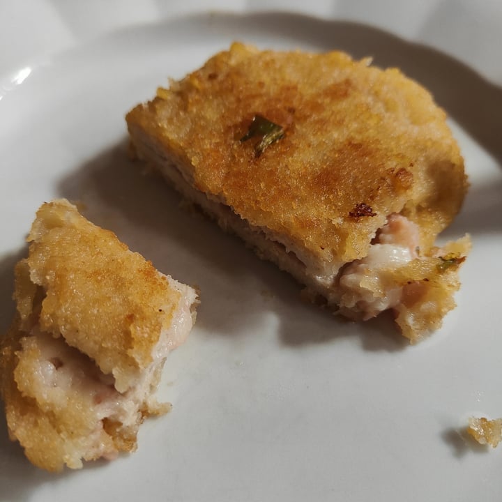 photo of Valsoia Cordon Bleu shared by @gilazza on  14 Jun 2025 - review