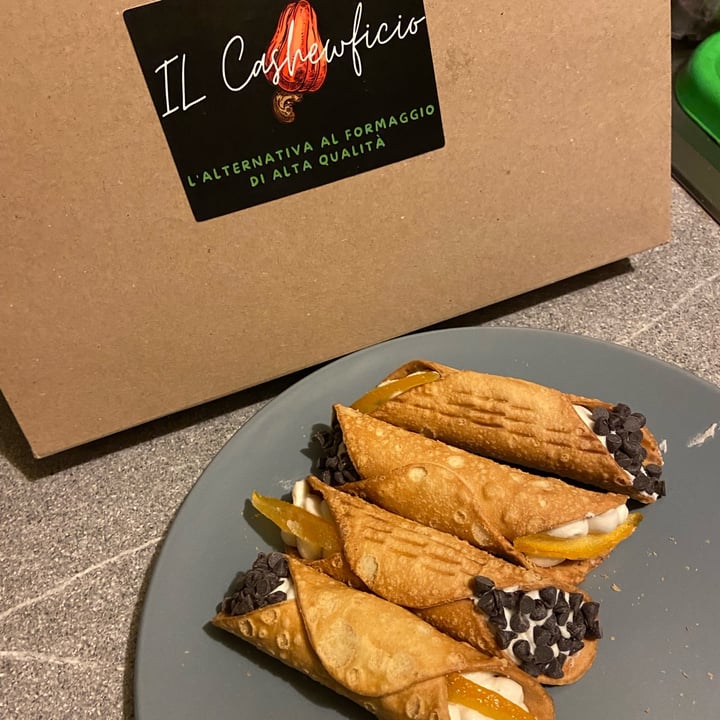 photo of Il CashewFicio Kit per Cannoli Vegetali shared by @aledece on  29 Oct 2023 - review