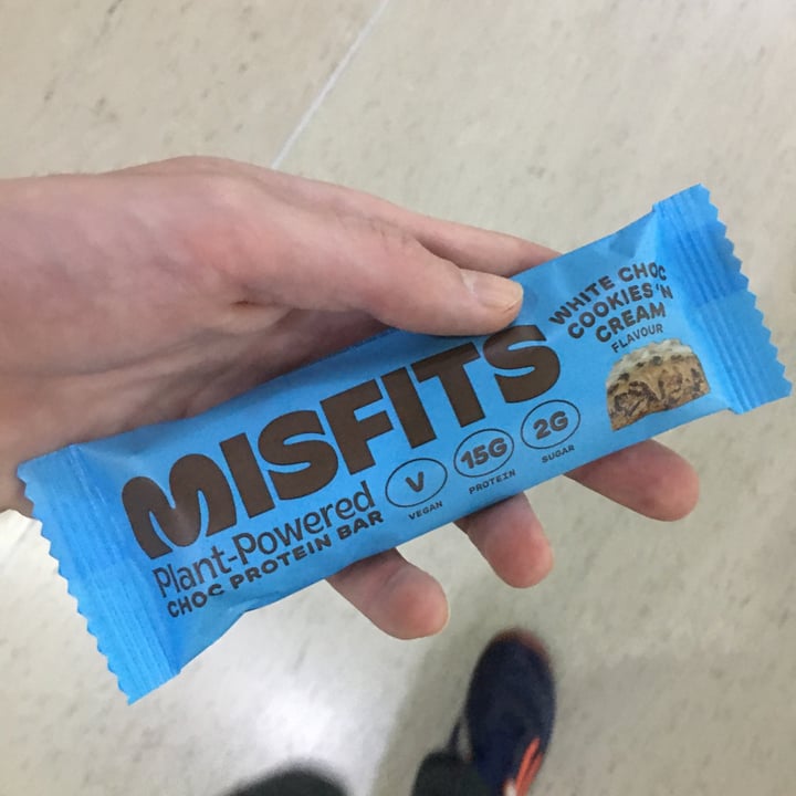 photo of Misfits White Choc Cookies n cream shared by @taylorsworld on  20 Aug 2023 - review