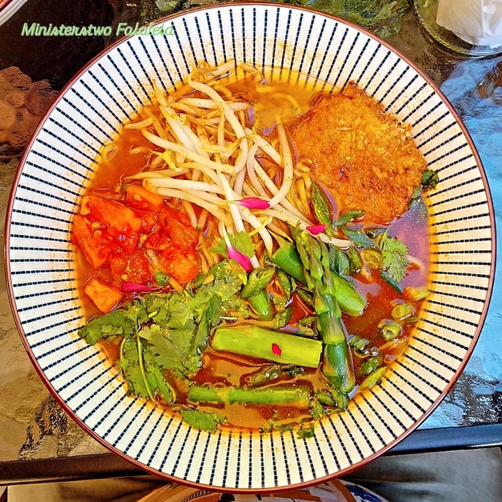 photo of House of Seitan Pineapple Shoyu Ramen shared by @ministerstwofalafela on  10 Jul 2025 - review