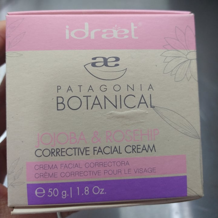 photo of Idraet corrective facial cream jojoba & rosehip shared by @marianveg on  18 Aug 2023 - review