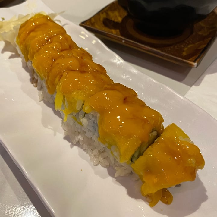 photo of Tenon Vegetarian Cuisine Golden Dragon Roll shared by @ryanleys on  17 May 2024 - review