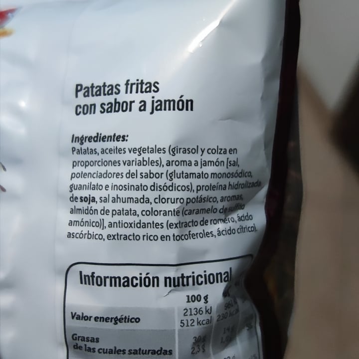 photo of Ruffles Patatas fritas sabor jamón shared by @kinggorilla on  14 Nov 2024 - review