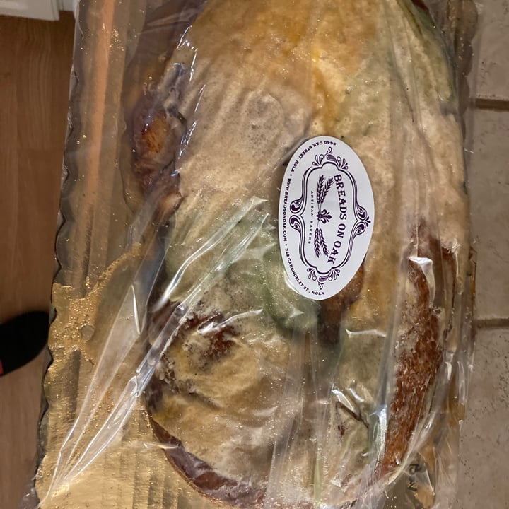 photo of Breads On Oak King cake filled with cream shared by @lion1518 on  16 Jul 2025 - review
