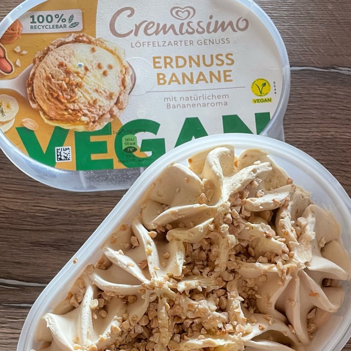 photo of Cremissimo Peanut Banana Eis shared by @plantsrock on  01 Sep 2024 - review