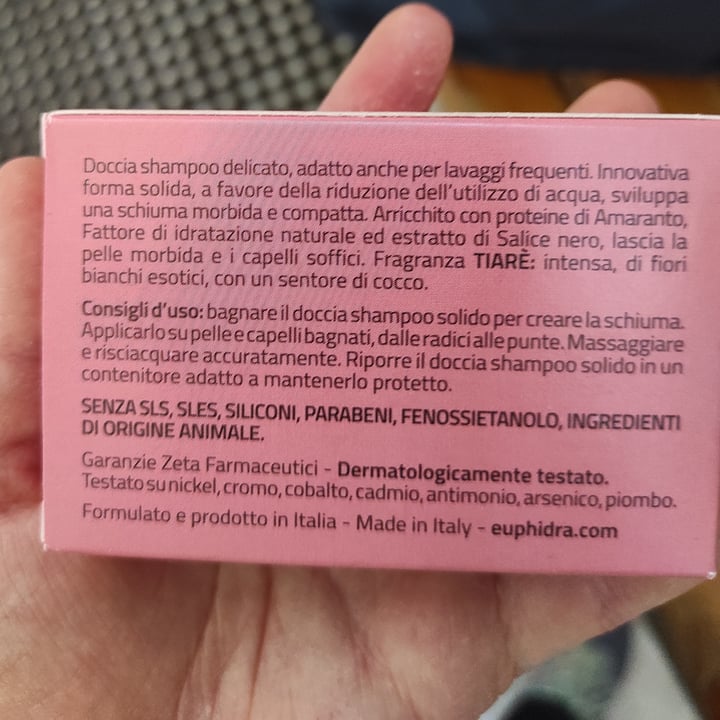 photo of EuPhidra Doccia shampoo solido fiori dì tiare shared by @angie00 on  05 May 2024 - review