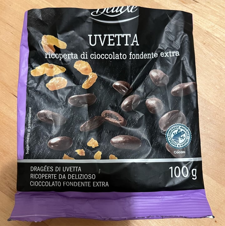 photo of Lidl Deluxe uvetta ricoperta di cioccolato shared by @linda0597 on  23 Apr 2025 - review