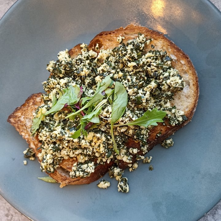 photo of Woolies Cafe Scrambled Tofu on Toast shared by @saajana on  22 Feb 2024 - review