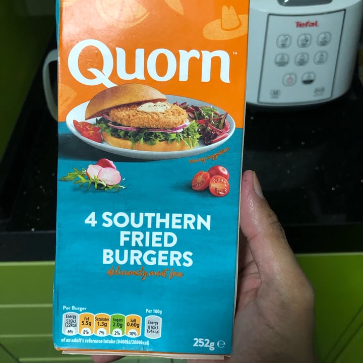 photo of Quorn 4 Southern Fried Burgers shared by @taufixc on  01 May 2024 - review