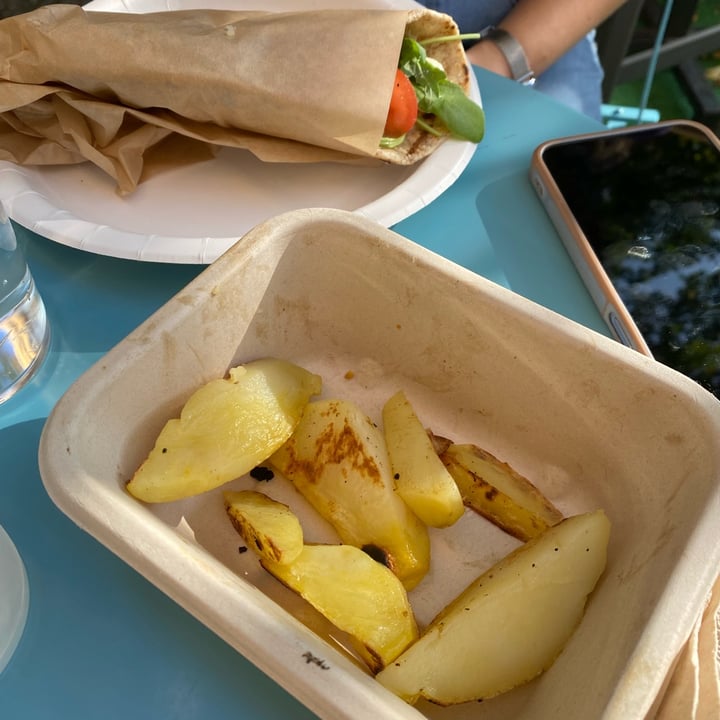 photo of Basilico Food Patate al forno shared by @veggieginny on  01 Nov 2024 - review