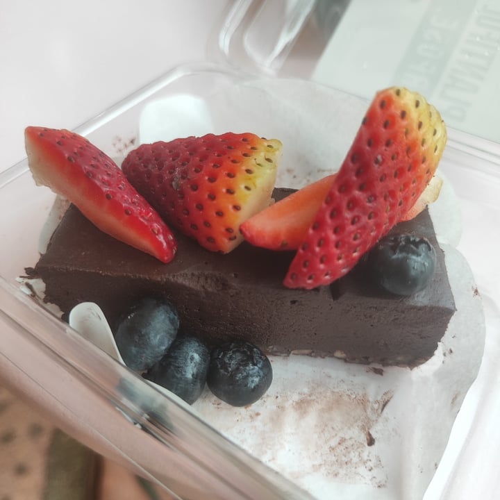 photo of PLANTIFUL Raw Chocolate Tart shared by @littleredmushroom on  29 Sep 2025 - review