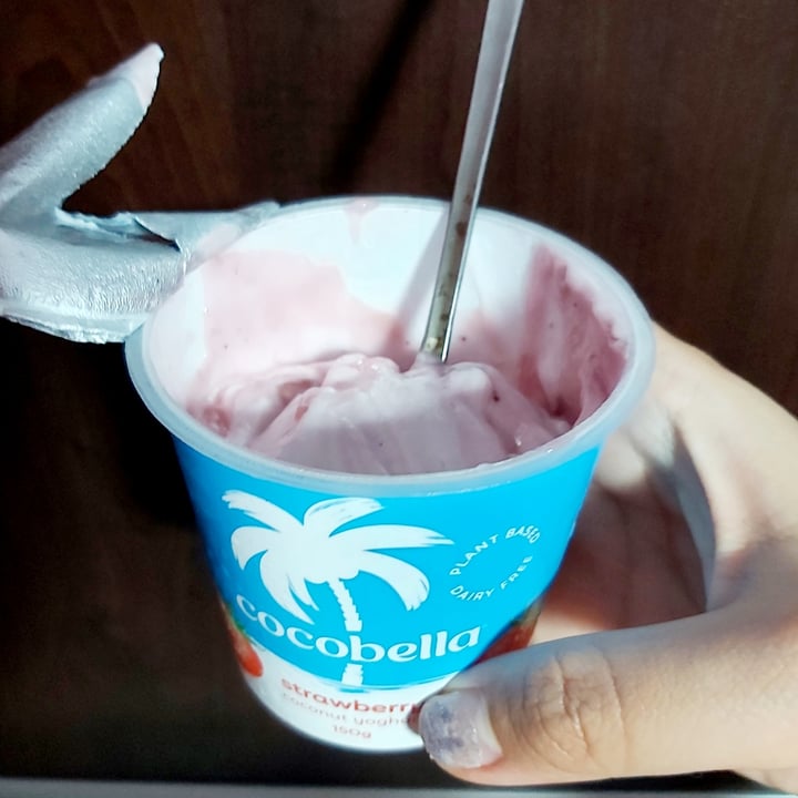 photo of Cocobella Coconut yogurt - Strawberry shared by @herbimetal on  12 Sep 2023 - review