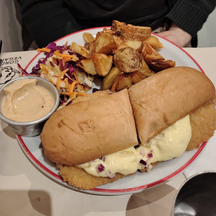 photo of Gordo Vegano sandwich de pollo crispy shared by @ncdn on  03 Oct 2025 - review