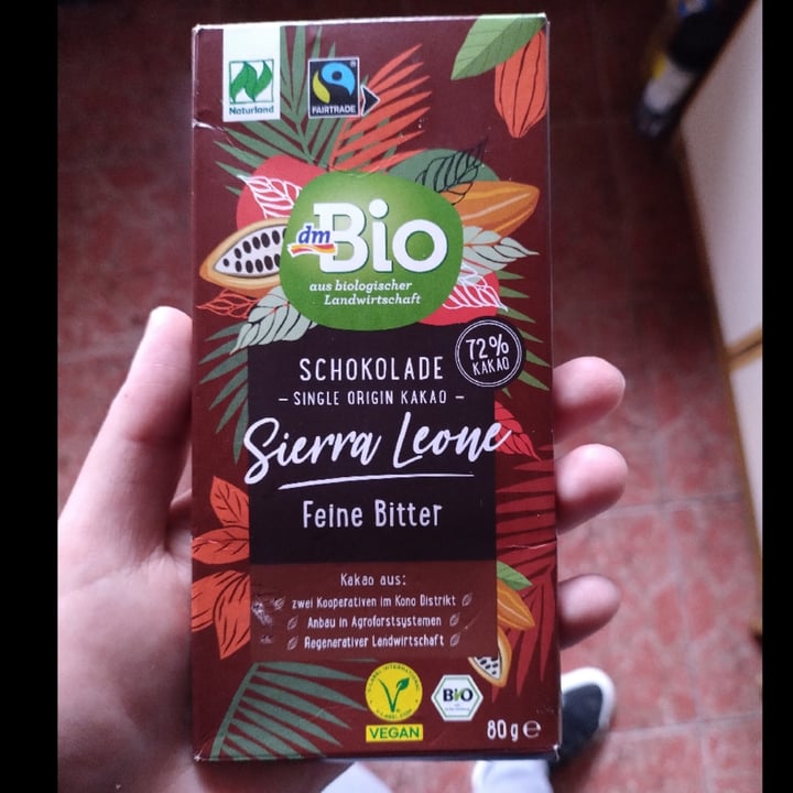 photo of Dm Schokolade 72% Sierra Leone • Feine Bitter mit Kokoschips shared by @catamartins on  26 Oct 2024 - review