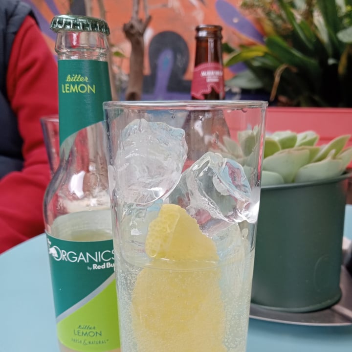 photo of NAM43 bitter lemon redbull shared by @sabatoalmercato on  01 May 2024 - review