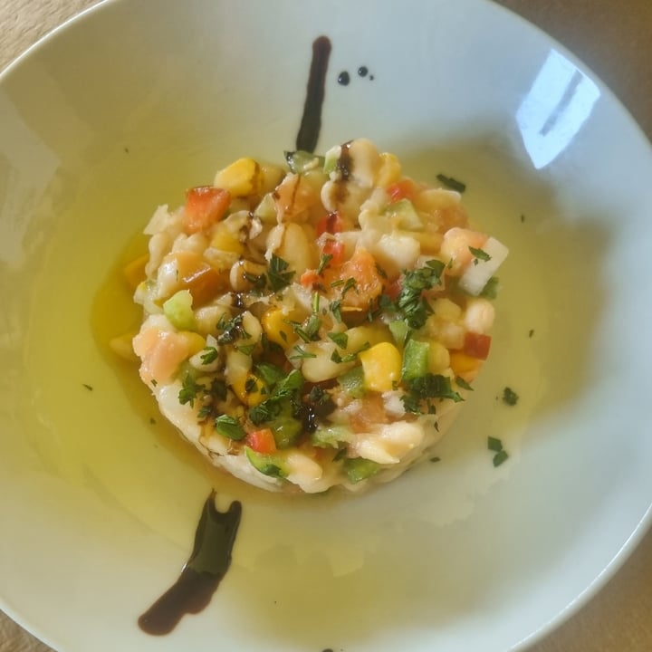 photo of LA HUELLA VEGANA DE RIVAS Ensalada de judias shared by @gemmika on  10 Oct 2023 - review