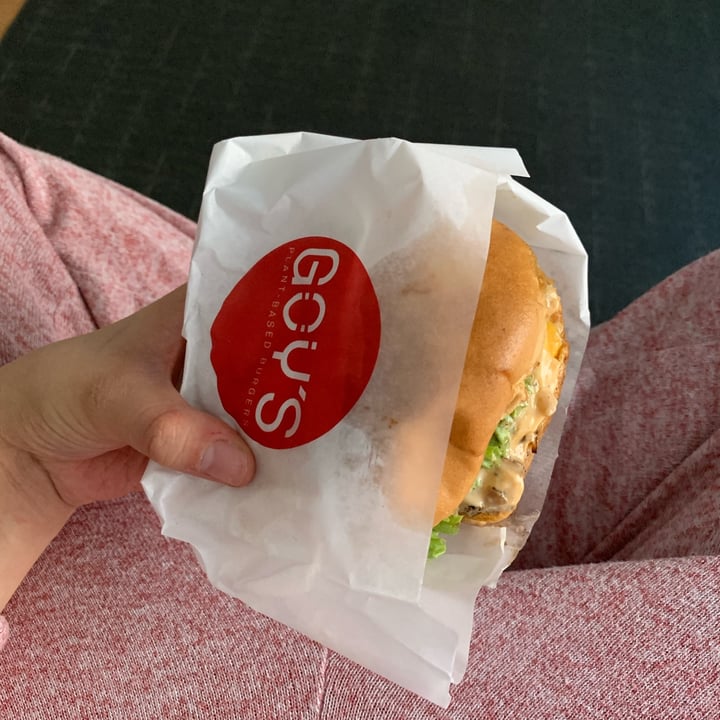 photo of Goy’s Burgers Hamburguesa sencilla shared by @beanievi on  04 Oct 2023 - review