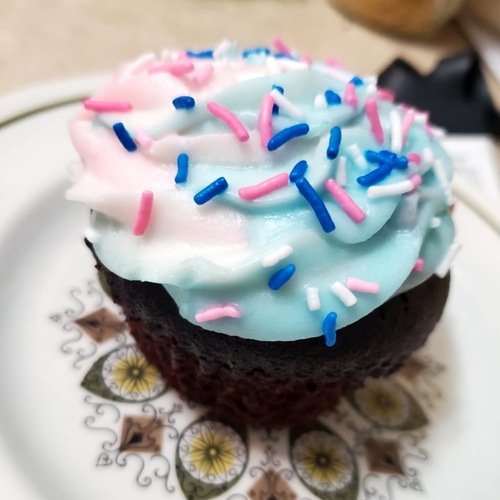 photo of The Hearty Hooligan Chocolate Cupcake (Trans healthcare fundraiser) shared by @whatacuriousnotion on  01 Jul 2025 - review