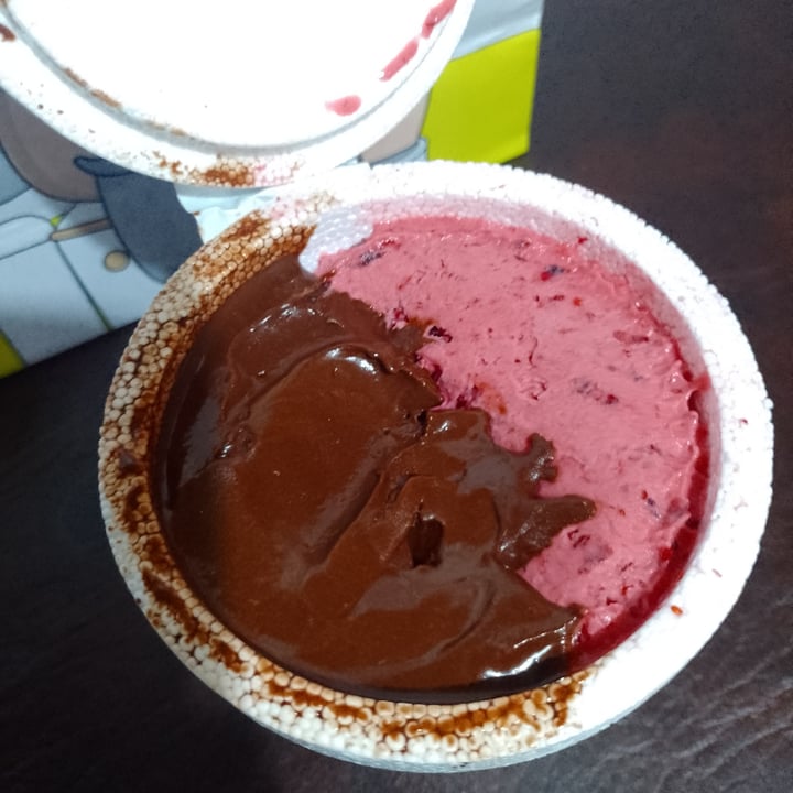 photo of Lucciano’s sorbete dark 72% cacao shared by @g77on on  01 Nov 2024 - review