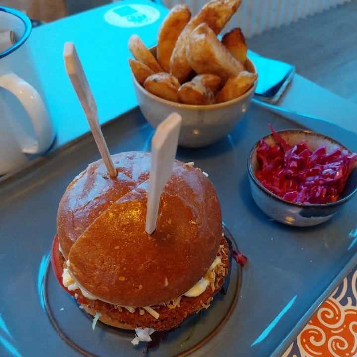 photo of Papaventos Beach Bar hamburguesa shared by @lepr on  28 Jun 2024 - review