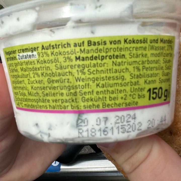 photo of Spar Veggie streichcreme shared by @wildeblicke on  22 Jun 2024 - review