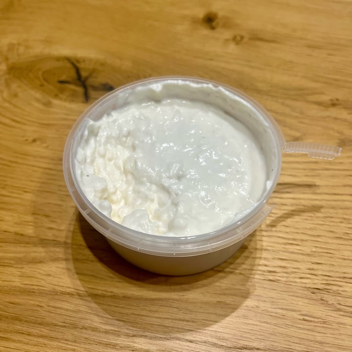 photo of Il CashewFicio Alternativa 100% vegetale alla Stracciatella di Burrata shared by @ales5andra on  27 Apr 2025 - review