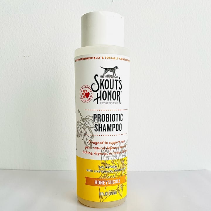 photo of Skout's Honor Probiotic Shampoo Honeysuckle shared by @teddyapple on  20 Mar 2024 - review