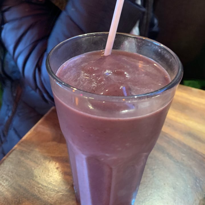 photo of Funky Rabbit Smoothie purple rain shared by @happycoconut2004 on  24 Nov 2023 - review