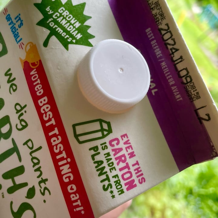 photo of Earth's Own Oat Milk shared by @hairyveganmonk on  03 Jun 2024 - review
