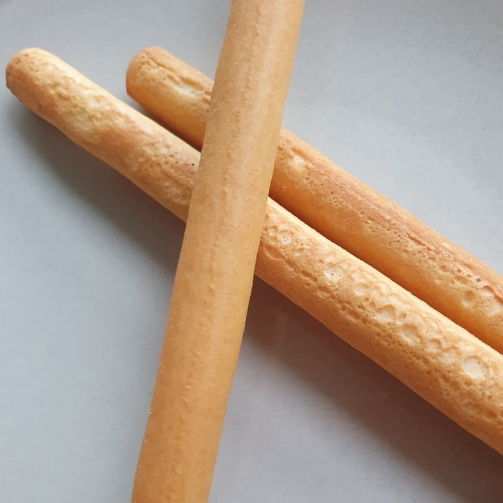 photo of Coles Original bread sticks shared by @mushroomtarian on  17 Apr 2024 - review