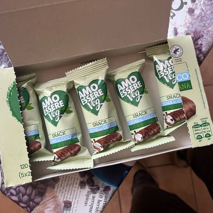 photo of Amo Essere Veg snack crema al cocco shared by @lucyvegan83 on  04 Apr 2025 - review