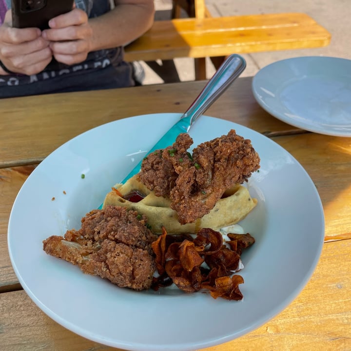 photo of City O' City Chicken and waffles shared by @julie4theanimals on  18 Sep 2023 - review