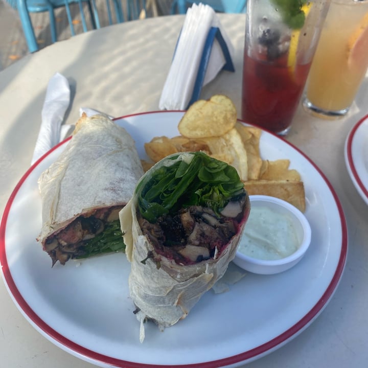 photo of Rebelión Wrap De Hongos shared by @lolarocha on  19 Jun 2024 - review