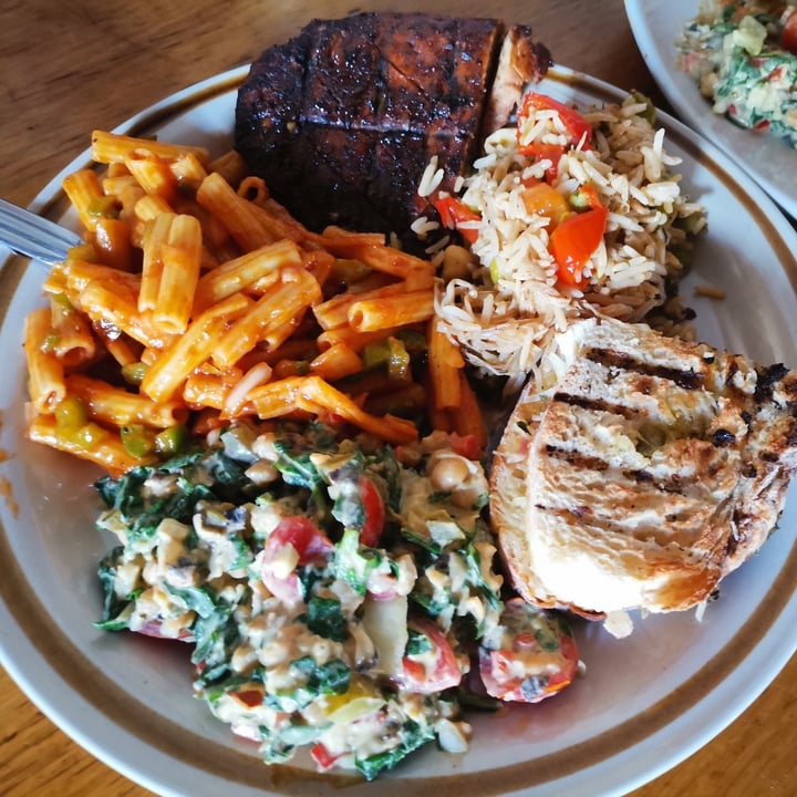 photo of Romeo & Vero Vegan Butcherie Ribs shared by @chad- on  08 Jan 2025 - review