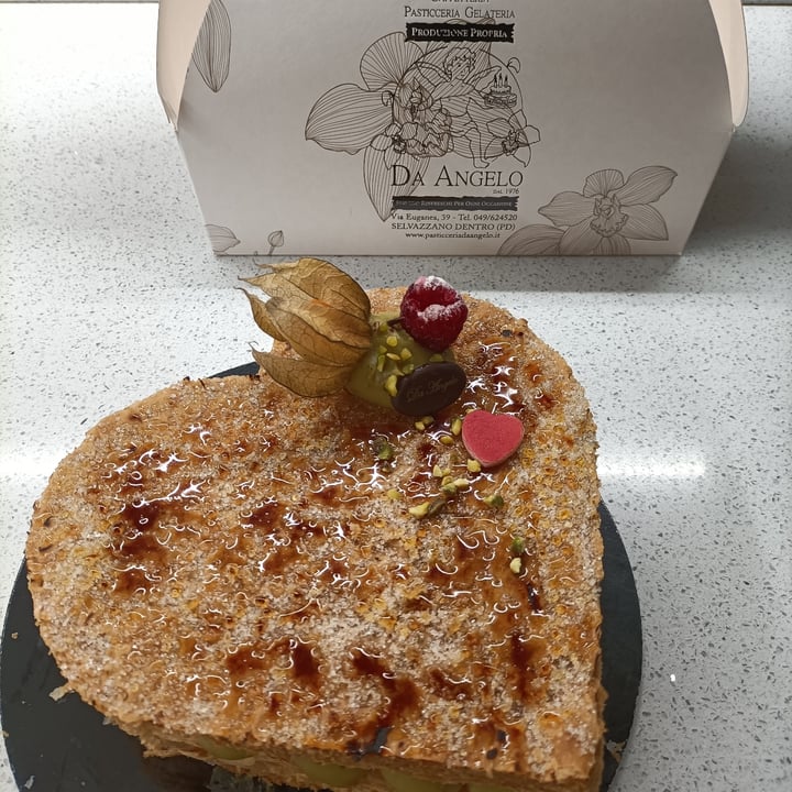 photo of Pasticceria Da Angelo Torta Millefoglie Con Crema Pasticcera Al Pistacchio shared by @lacri88 on  19 Feb 2024 - review