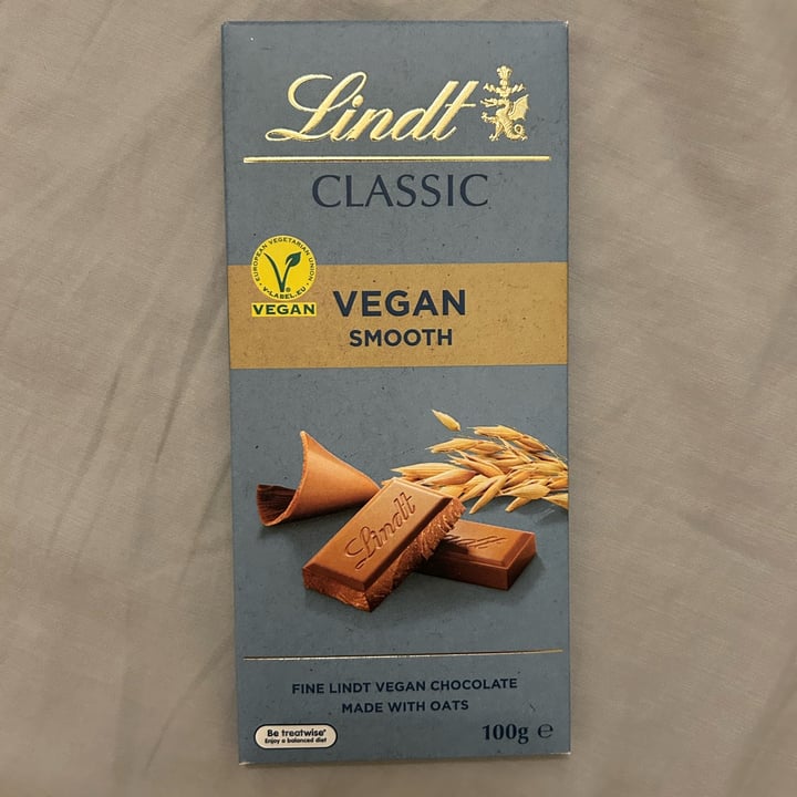 photo of Lindt Classic Vegan Smooth shared by @vegellious on  15 May 2024 - review