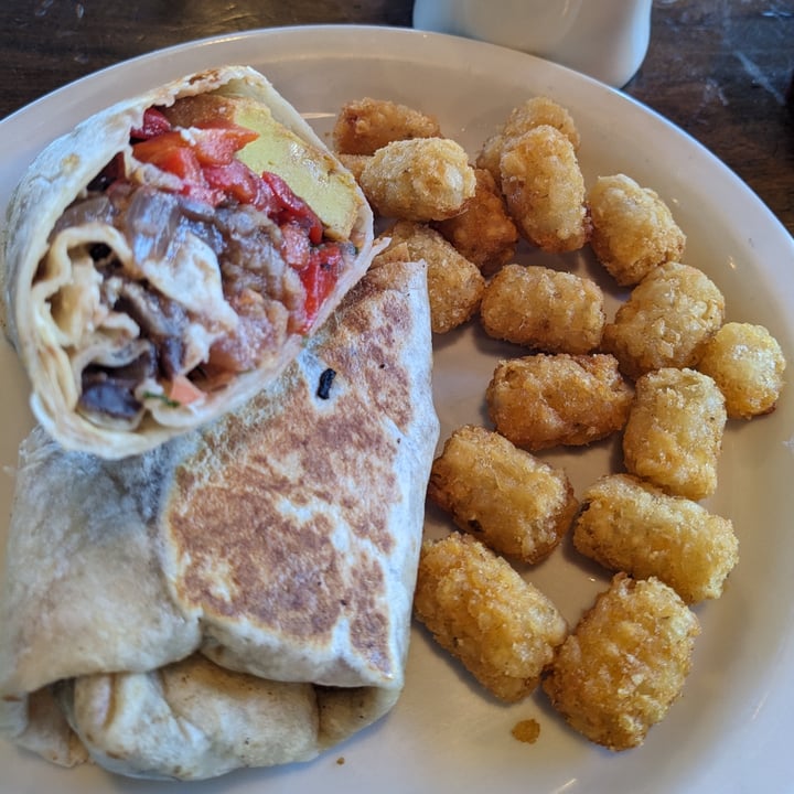 photo of Paradise Park Cafe Vegan breakfast burrito shared by @tamarabaia on  10 Jan 2024 - review