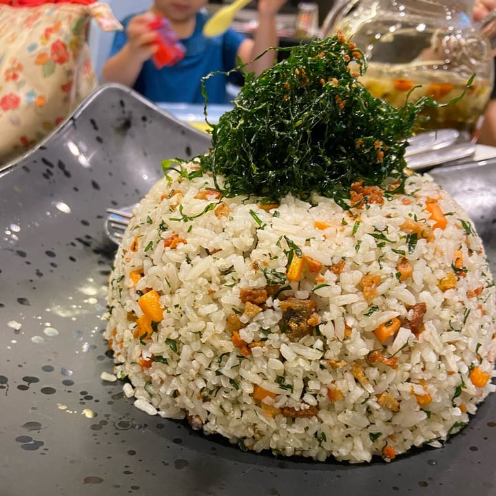 photo of LVC Vege Restaurant 创意林镇藩料理坊 Fried Rice w/ Vege-Salted Bean & Chinese Kale shared by @fxk on  05 Apr 2024 - review