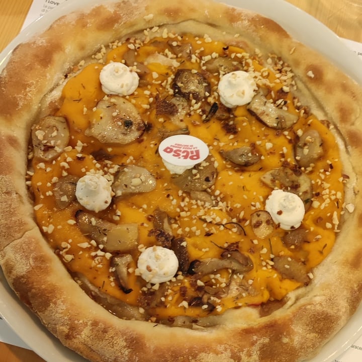 photo of Pit'sa Pizza Un porcino fuori di zucca shared by @viveregreenn on  01 Apr 2024 - review