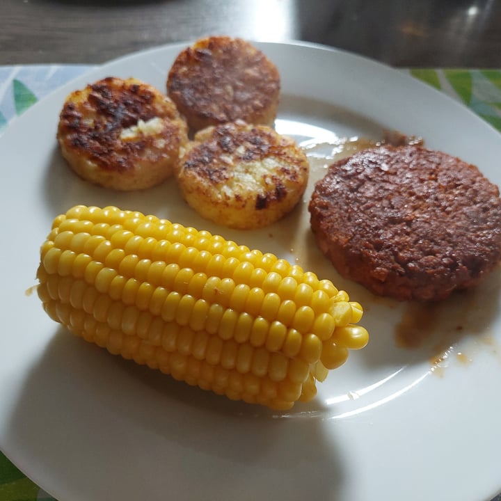 photo of Heura Chorizo Burgers shared by @frendssnotfood on  13 Sep 2023 - review