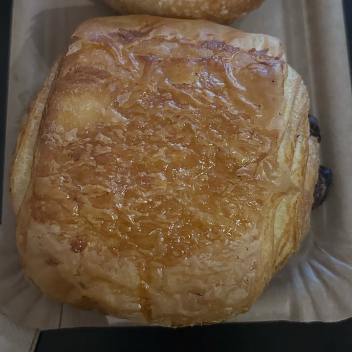 photo of The Sanctuary Berlin pain au chocolat shared by @holasoymylk on  07 Jan 2024 - review