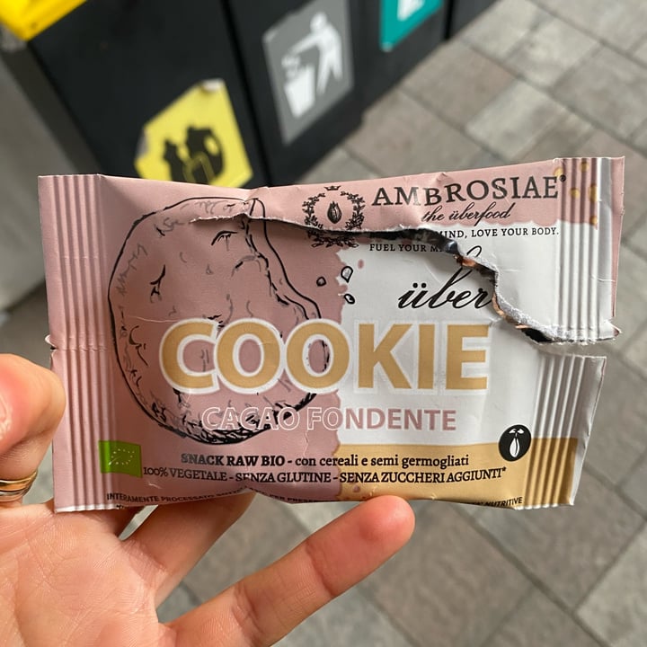 photo of Ambrosiae Cookie cacao fondente shared by @veganfuorisede on  31 Jan 2024 - review
