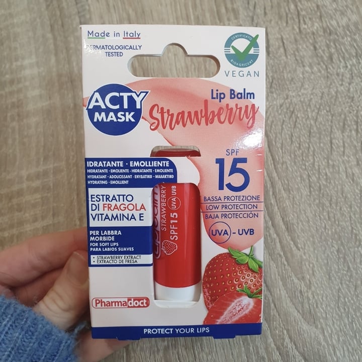 photo of Eurosirel Lip Balm Strawberry shared by @miriam27 on  11 May 2024 - review