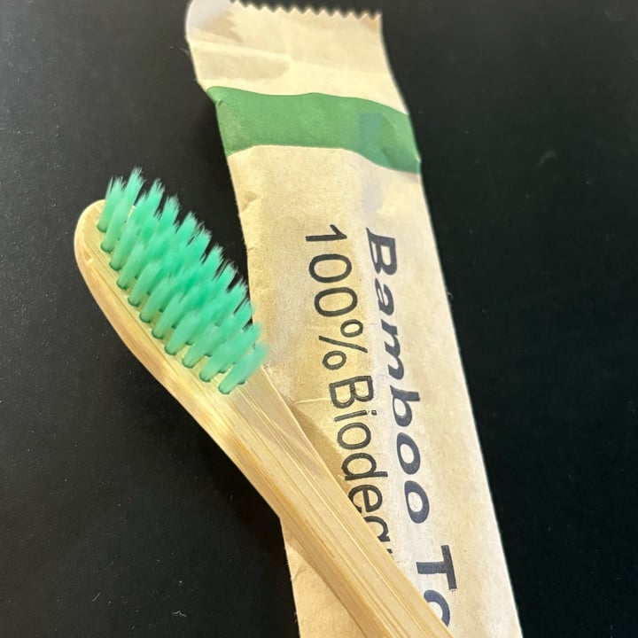 photo of Xoc toothbrush Bamboo toothbrush shared by @gxlsxy on  23 Dec 2023 - review